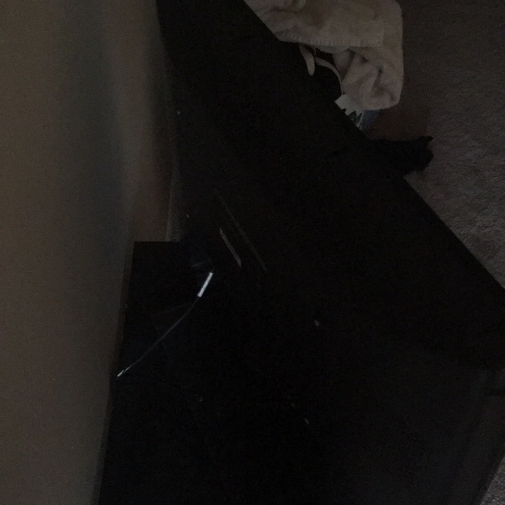 32” tv - Picture 2 of 3